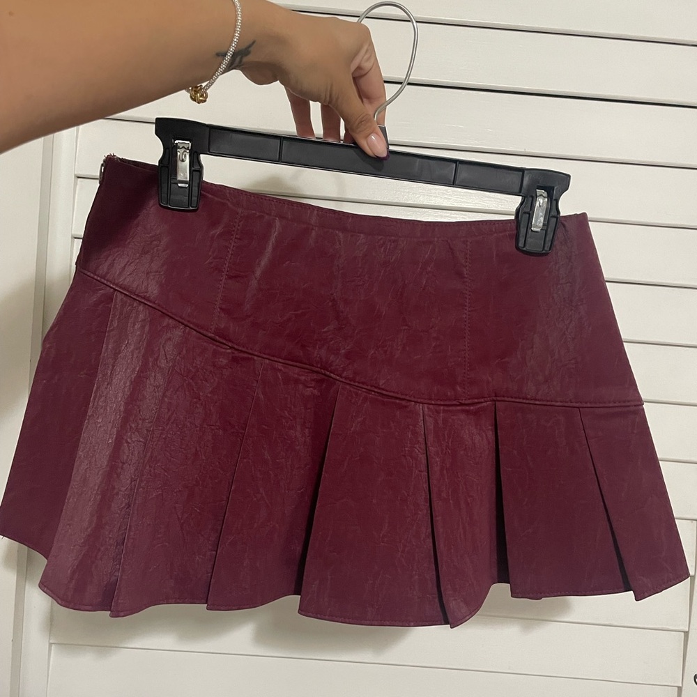 Sold// Forever 21 Red Pleated Mini Skirt